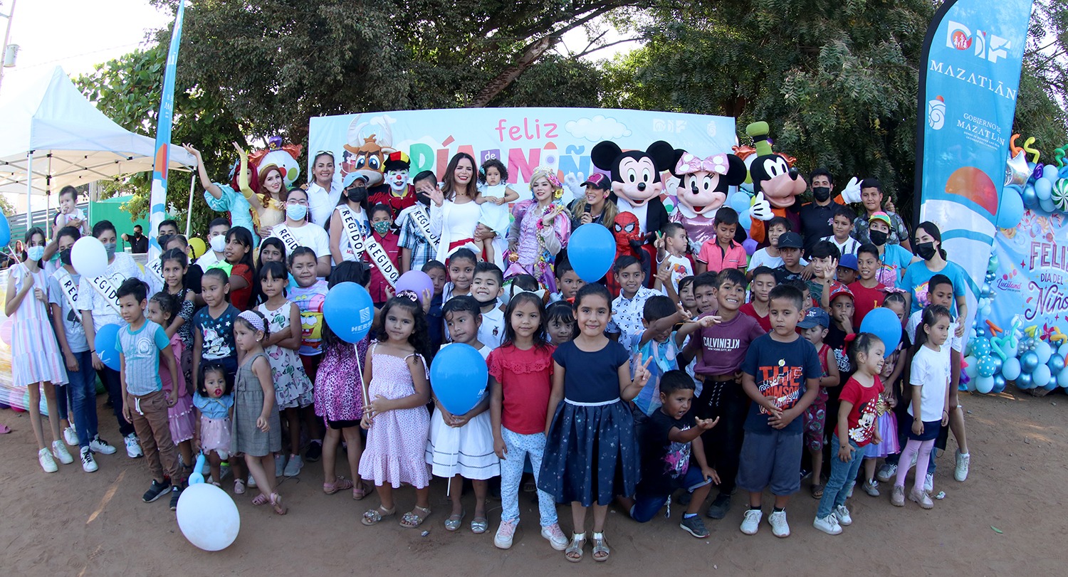 DIF Mazatlán celebra a los niños en el Ejido El Conchi